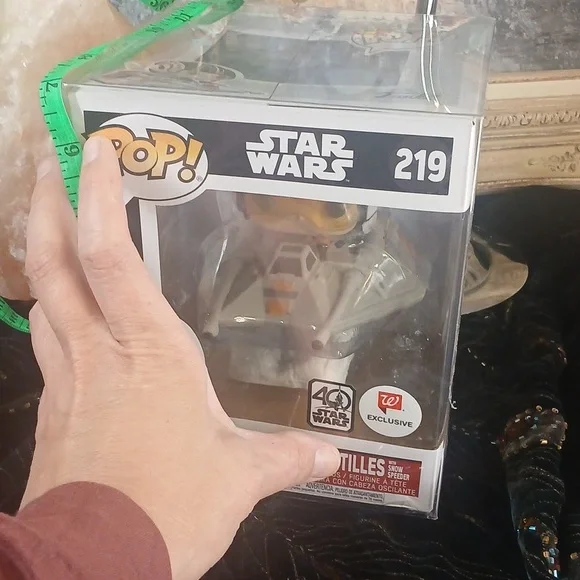 HUGE Funko Star Wars Wedge Antilles Pop Figure Yellow and Gray Double Plastic** - Picture 2 of 5